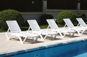 Aqua-Sunlounger-Ambiance-1