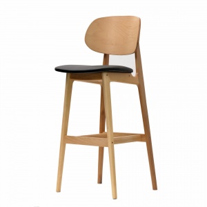 banstool-naturalframe-blackvinylseat-frontsideleft
